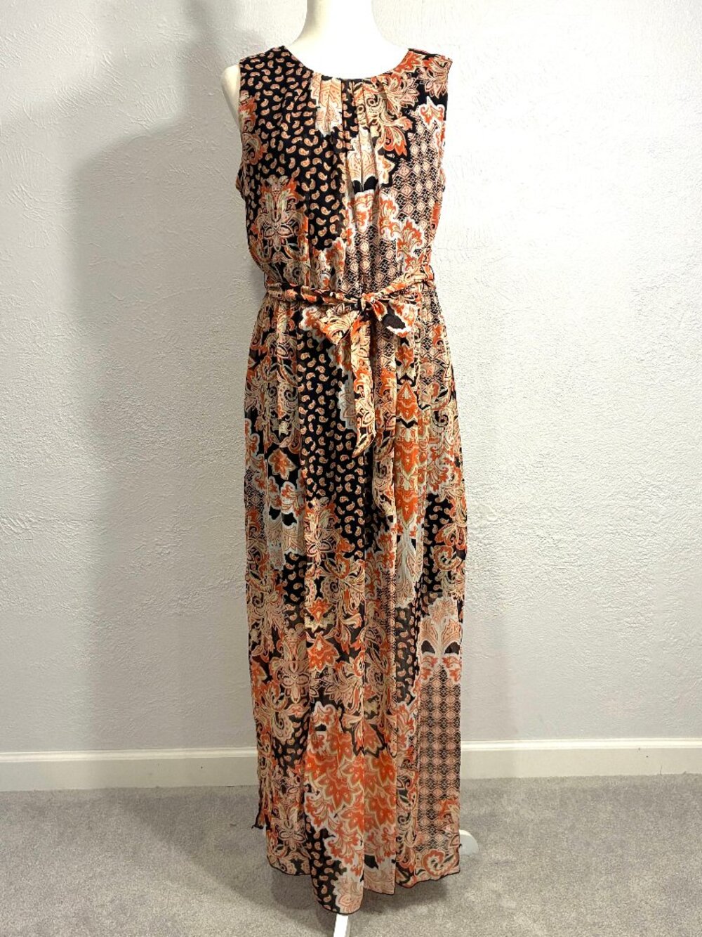 Sleeveless Maxi Dress, Size 14, Paisley Print, Lined, Enfocus Studio, Fabric Tie